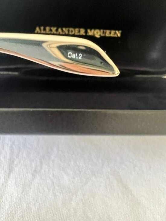 Alexander McQueen AM0177S - 001Womens Sunglasses Shiny black and silver main image 4